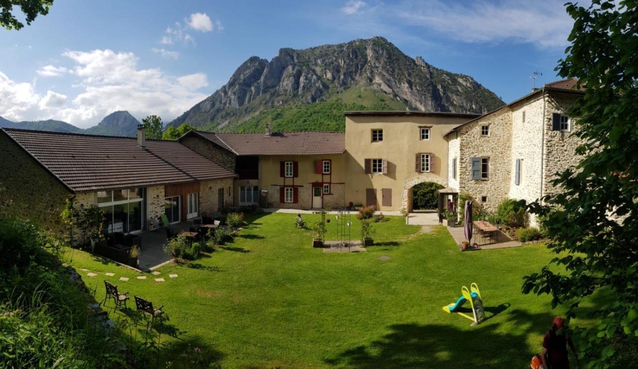 Maison d'Hôtes du Domaine Fournié Tarascon-sur-Ariège Exterior foto